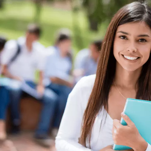estudiante feliz
